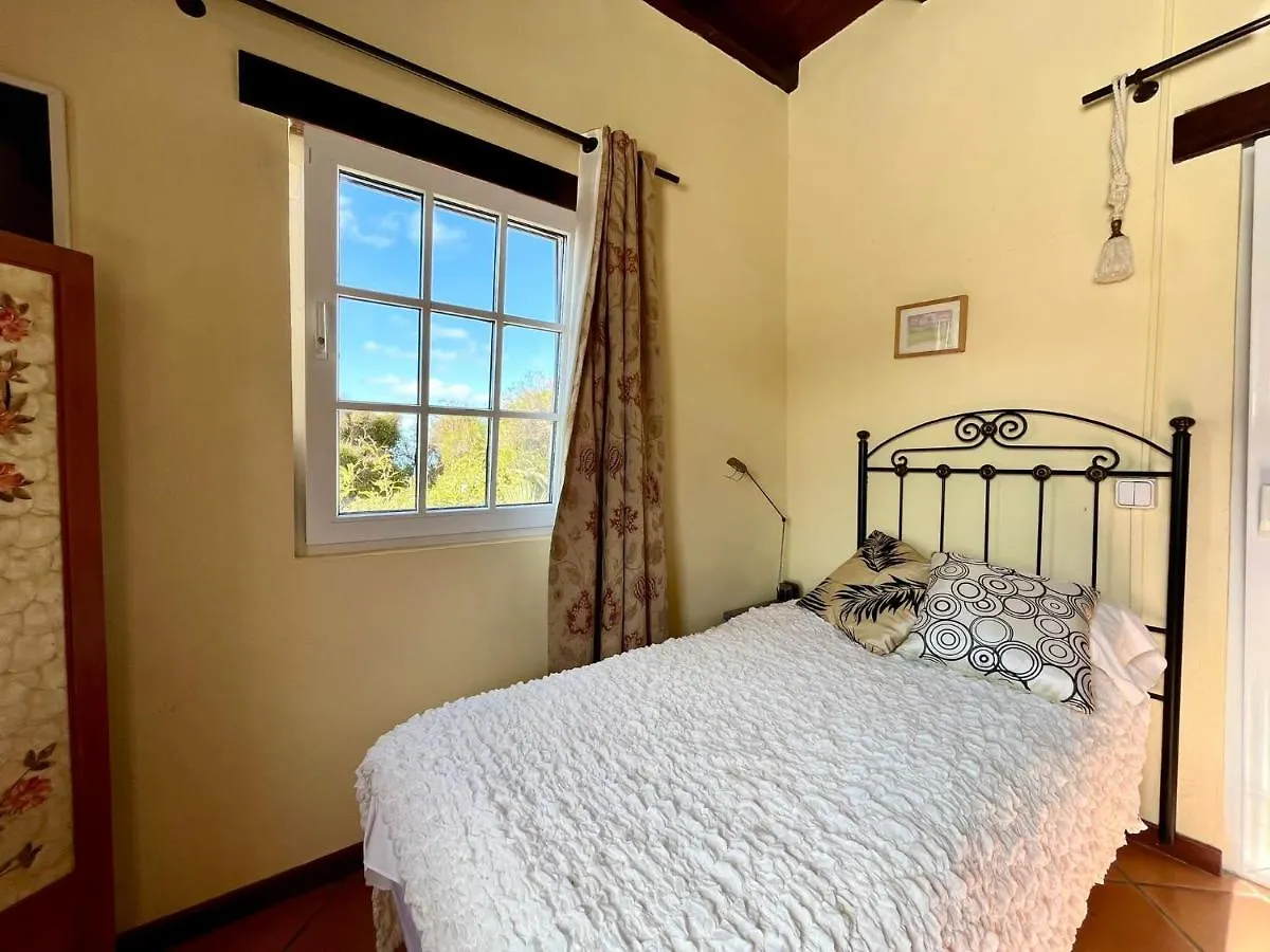 Casa Tabobo 2 - Rural 2 Bedroom House With Sea Views Tias