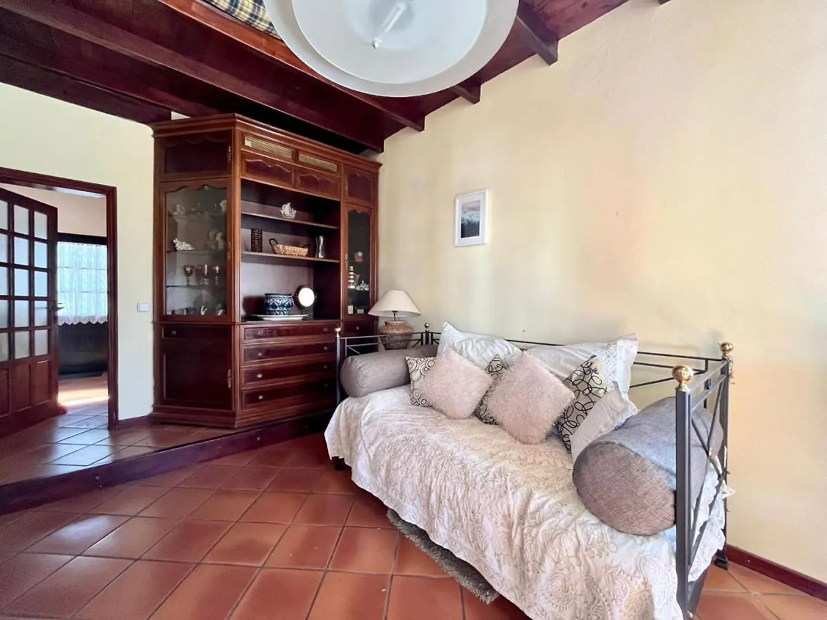 Casa Tabobo 2 - Rural 2 Bedroom House With Sea Views Tias Holiday home